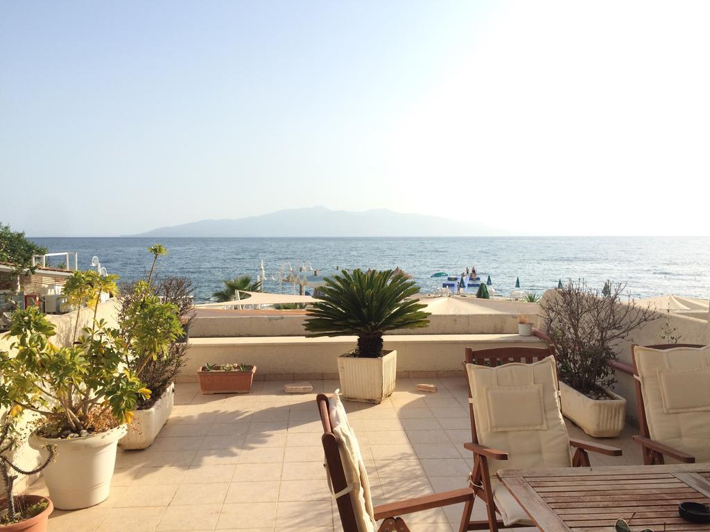Apartments Wonderful Bay Sarande Phòng bức ảnh