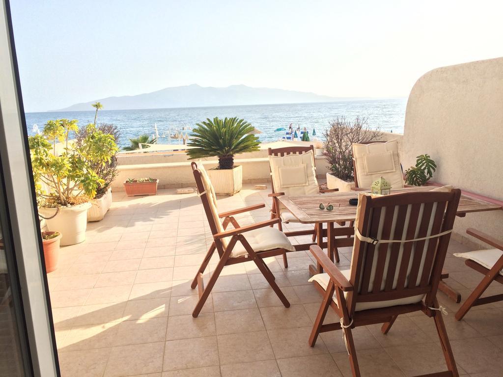 Apartments Wonderful Bay Sarande Ngoại thất bức ảnh